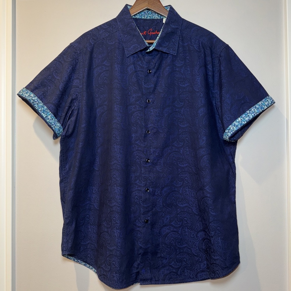 ROBERT GRAHAM Shirt Men's size XL Flip Contrast Blue embroidered Floral‎ Paisley